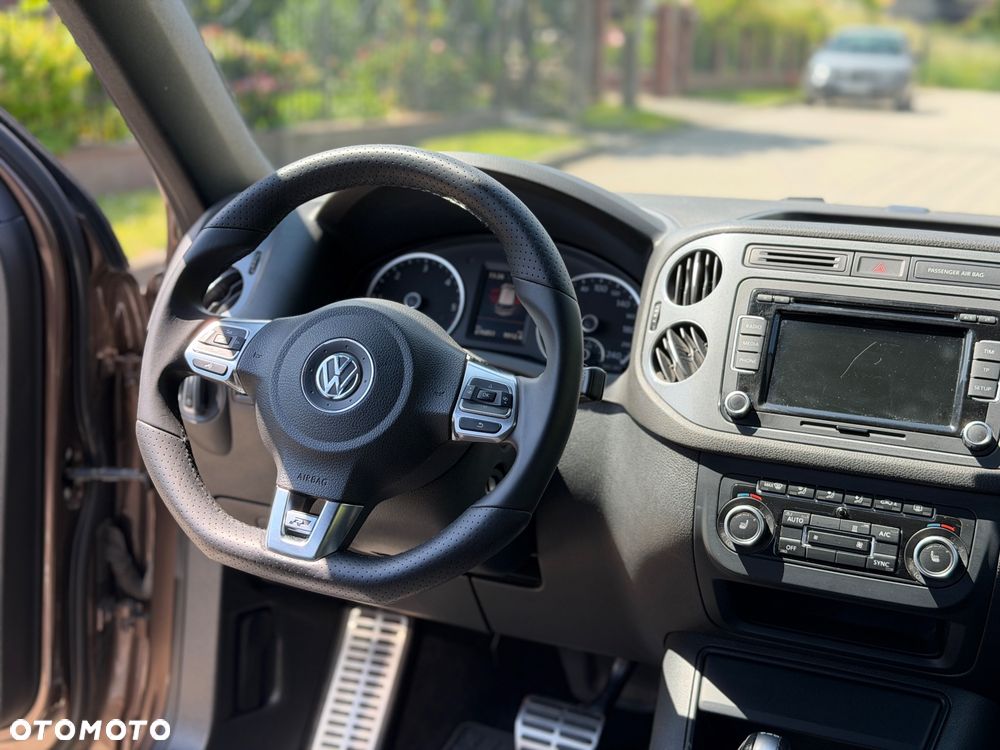 Volkswagen Tiguan 2.0 TDI 4Mot Perfectline R-Style DSG - 26
