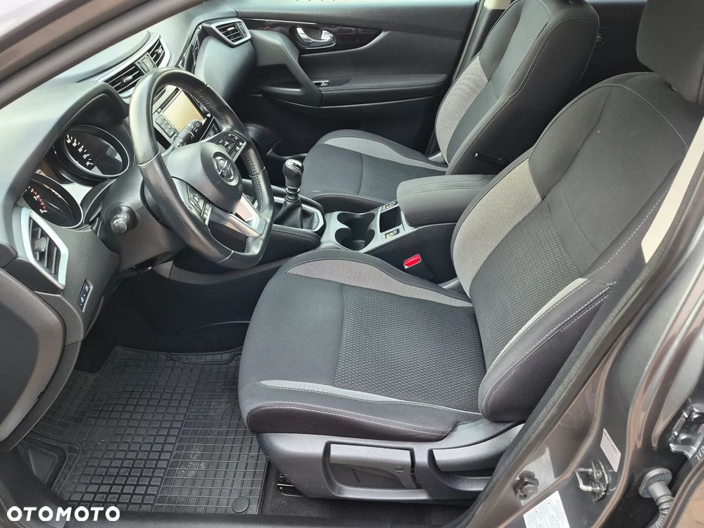 Nissan Qashqai - 14