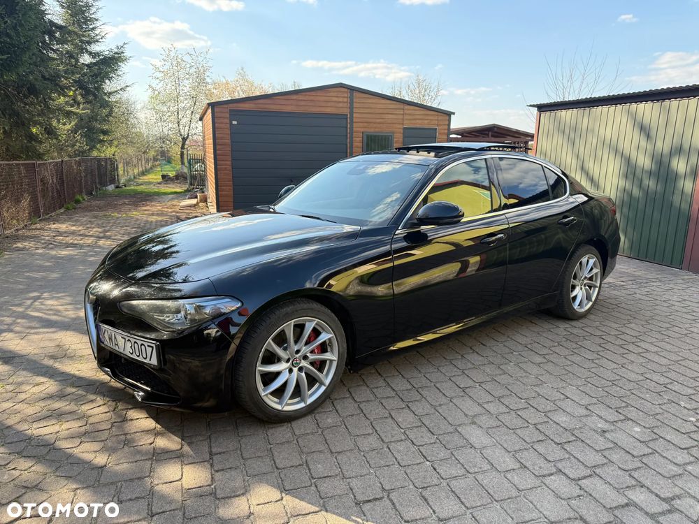 Alfa Romeo Giulia - 2