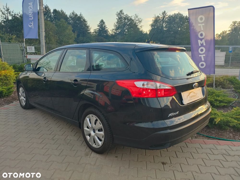 Ford Focus 1.6 Ambiente Start - 10
