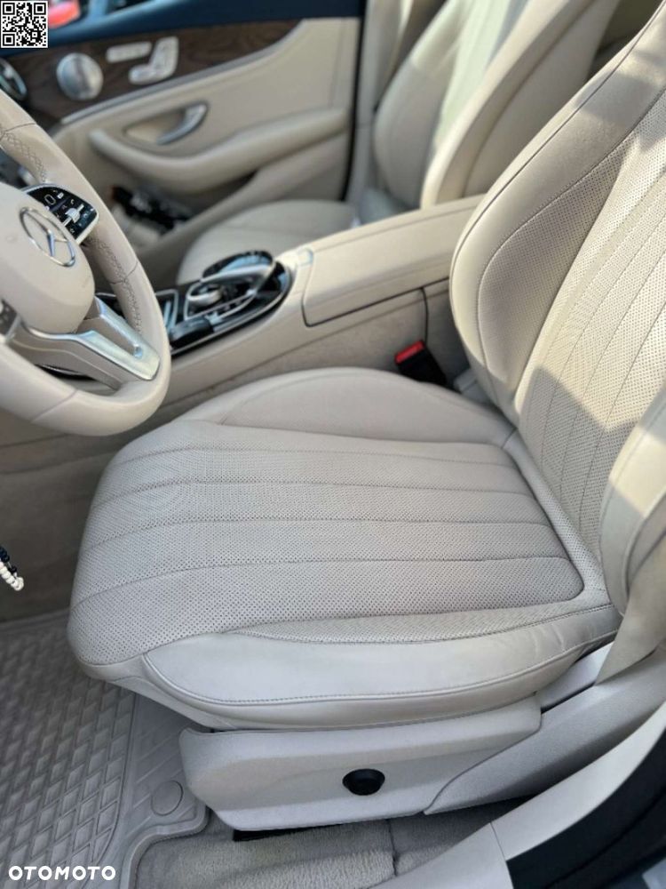 Mercedes-Benz Klasa E 220 d 4-Matic All-Terrain Exclusive - 38