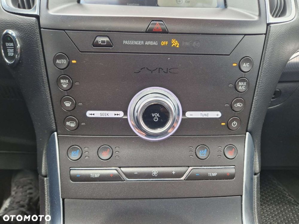 Ford Edge - 16