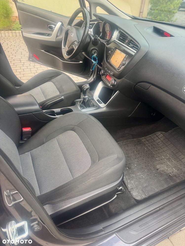 Kia Ceed 1.4 L Business Line - 22
