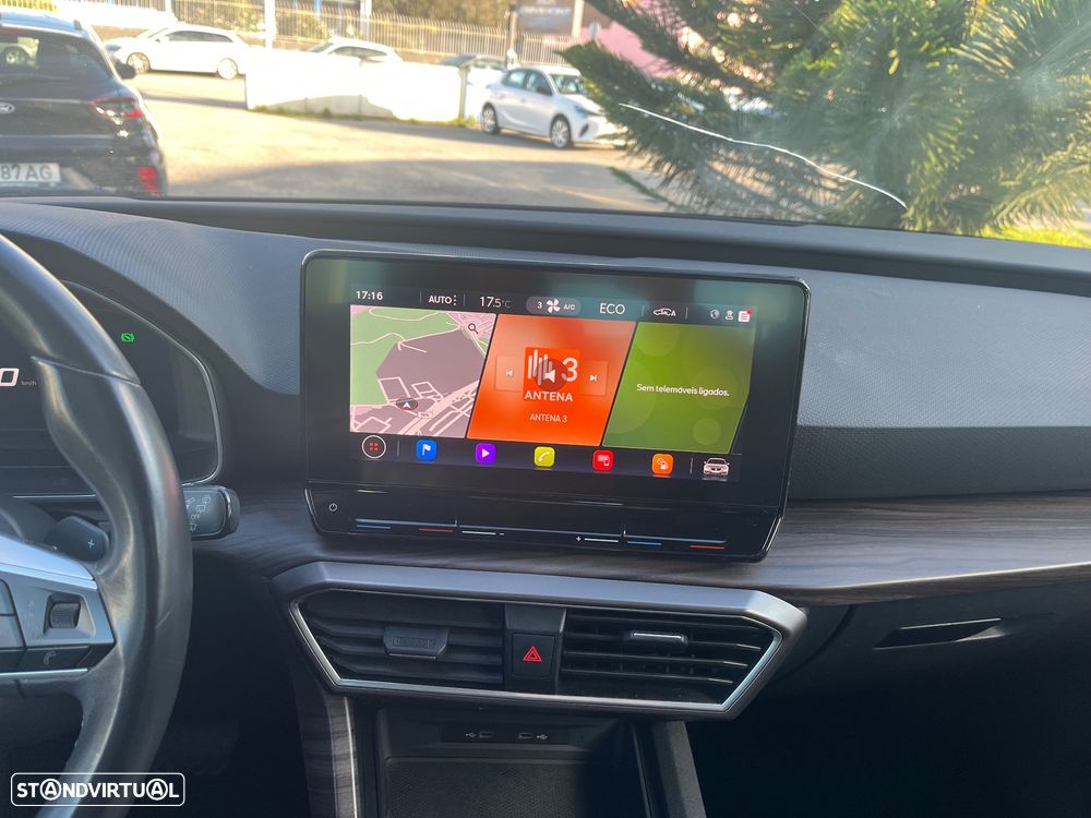 SEAT Leon 1.4 e-Hybrid Xcellence DSG - 36