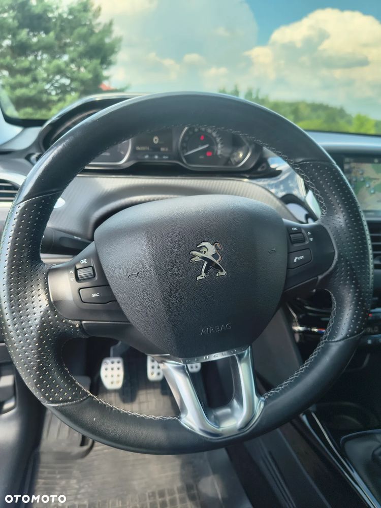 Peugeot 2008 PureTech 130 GPF Stop&Start Crossway - 18