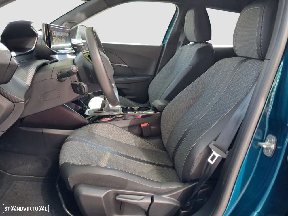 Peugeot 2008 — fotografia 9