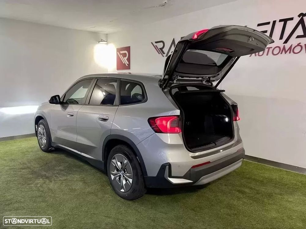 BMW iX1 xDrive30 - 34