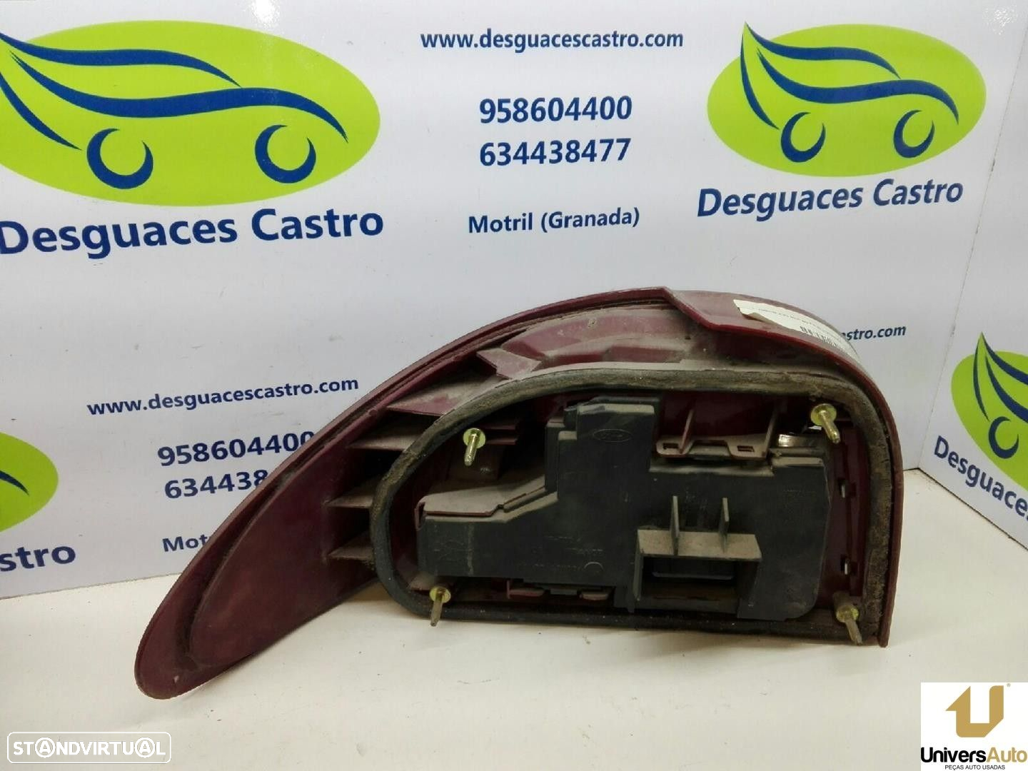 FAROLIM TRASEIRO DIREITO FORD MONDEO I 1995 - - 4