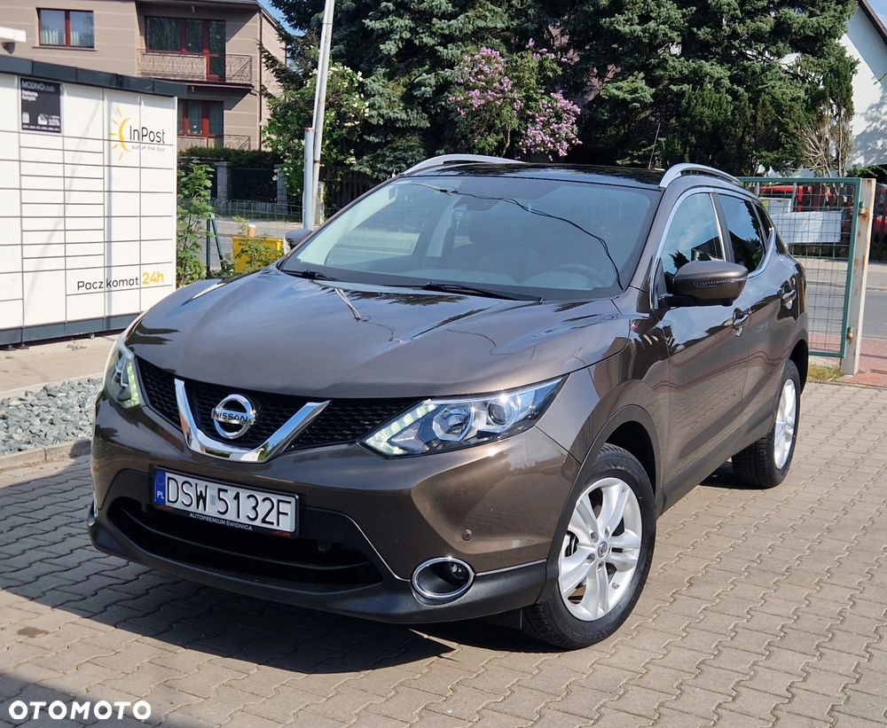 Nissan Qashqai 1.6 DIG-T N-Connecta - 1