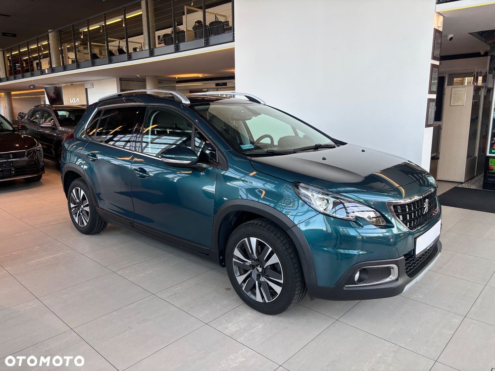 Peugeot 2008 1.2 Pure Tech Allure S&S EAT6 - 3