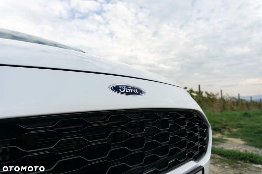 Ford Fiesta - 9