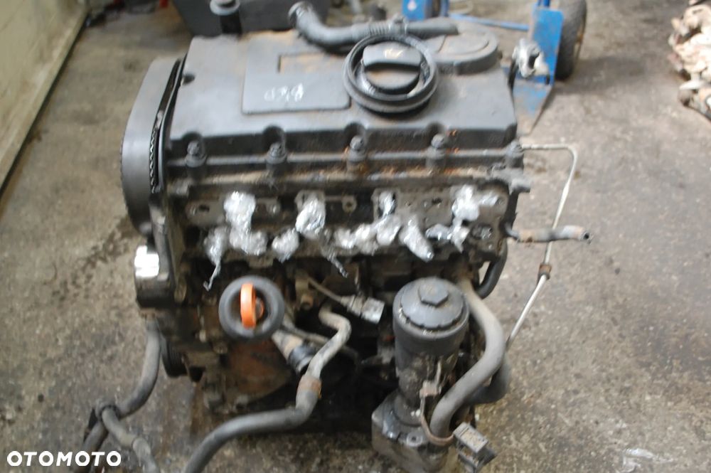 SILNIK GOŁY SŁUPEK 2.0 TDI BKD VW TOURAN I AUDI A3 8P SKODA SEAT - 2