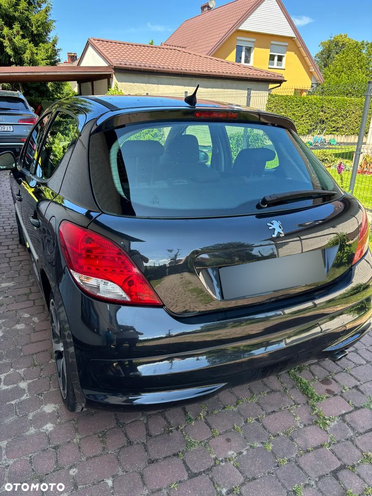 Peugeot 207 1.6 HDi 16V Trendy - 4