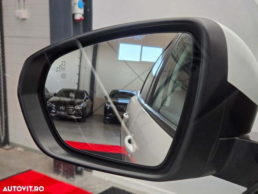 Peugeot 3008 1.2 PureTech Turbo S&S EAT6 Allure - 39