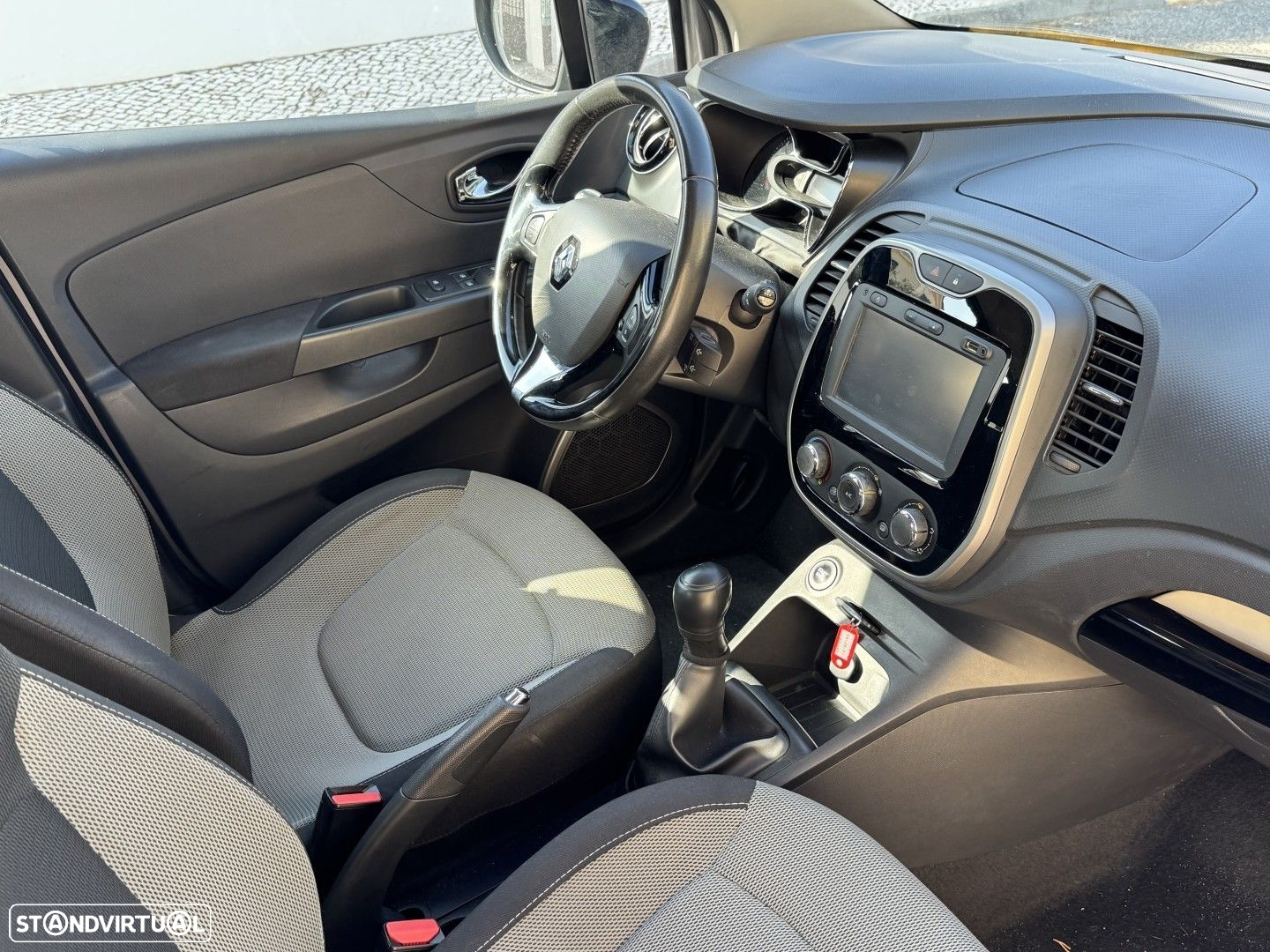 Renault Captur 0.9 TCE Exclusive - 12