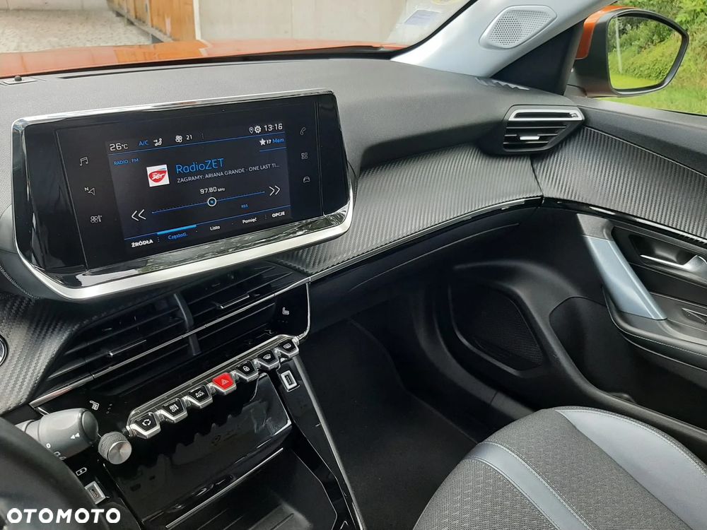 Peugeot 2008 1.5 BlueHDi Allure S&S EAT8 - 26