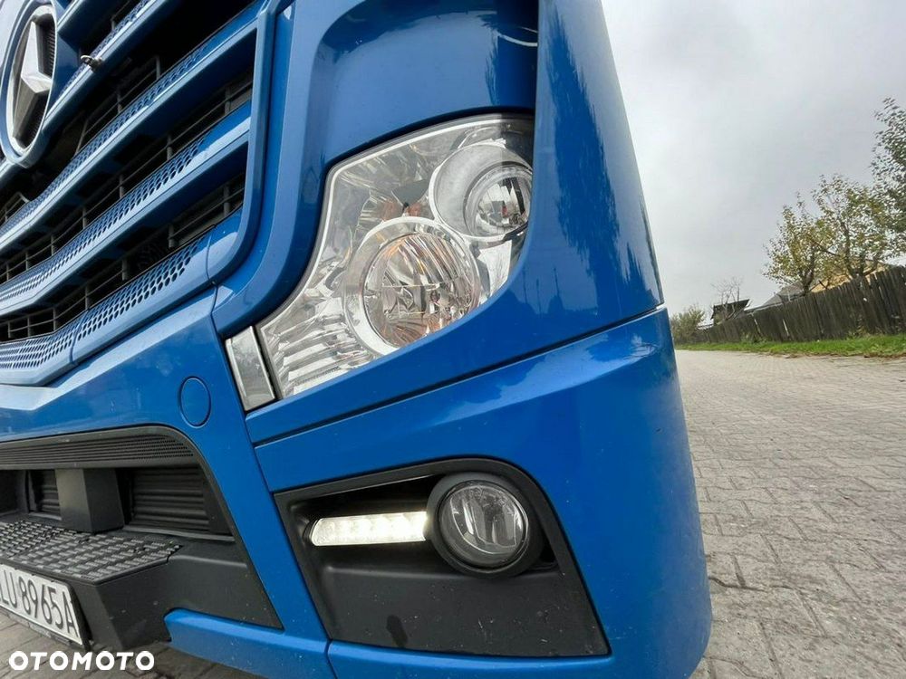 Mercedes-Benz 1845 - 16