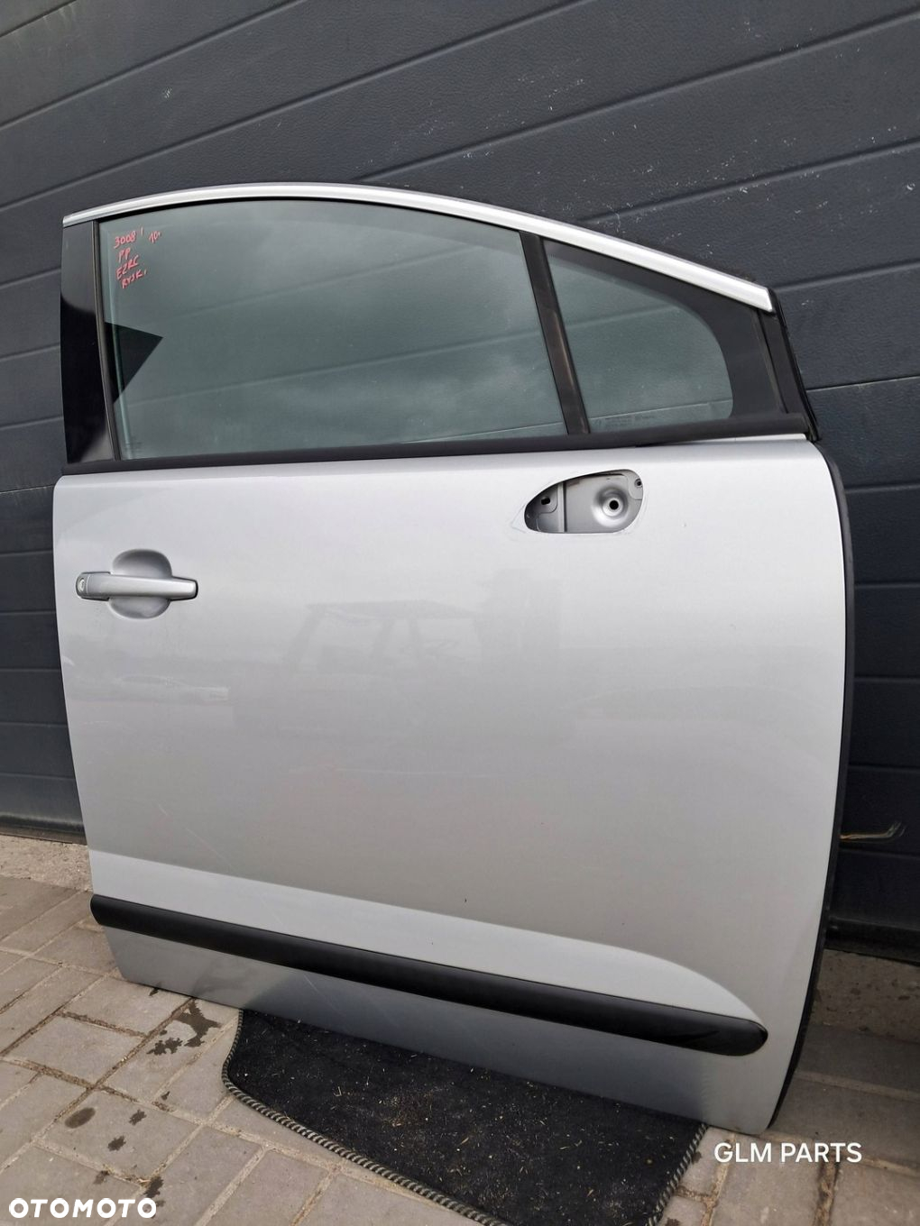 Peugeot 3008 PRAWE drzwi przednie 2010 rok - 2