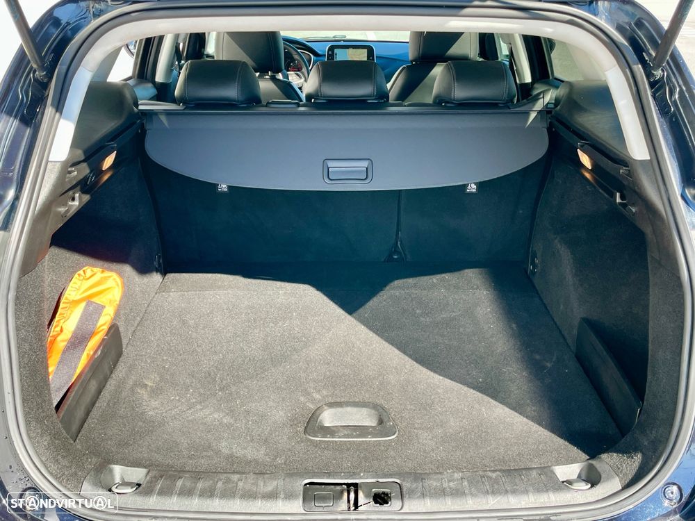 Fiat Tipo Station Wagon 1.6 MultiJet DCT Lounge - 23