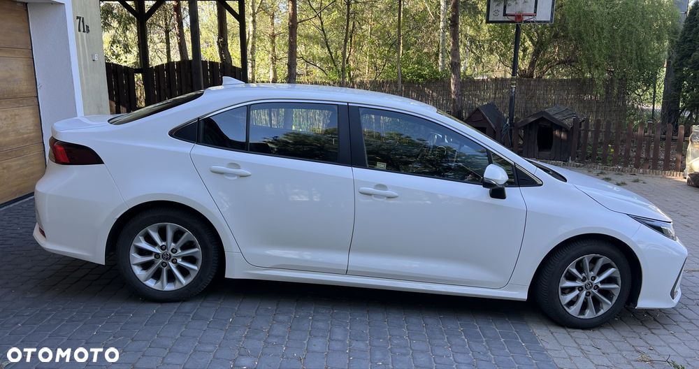 Toyota Corolla - 5
