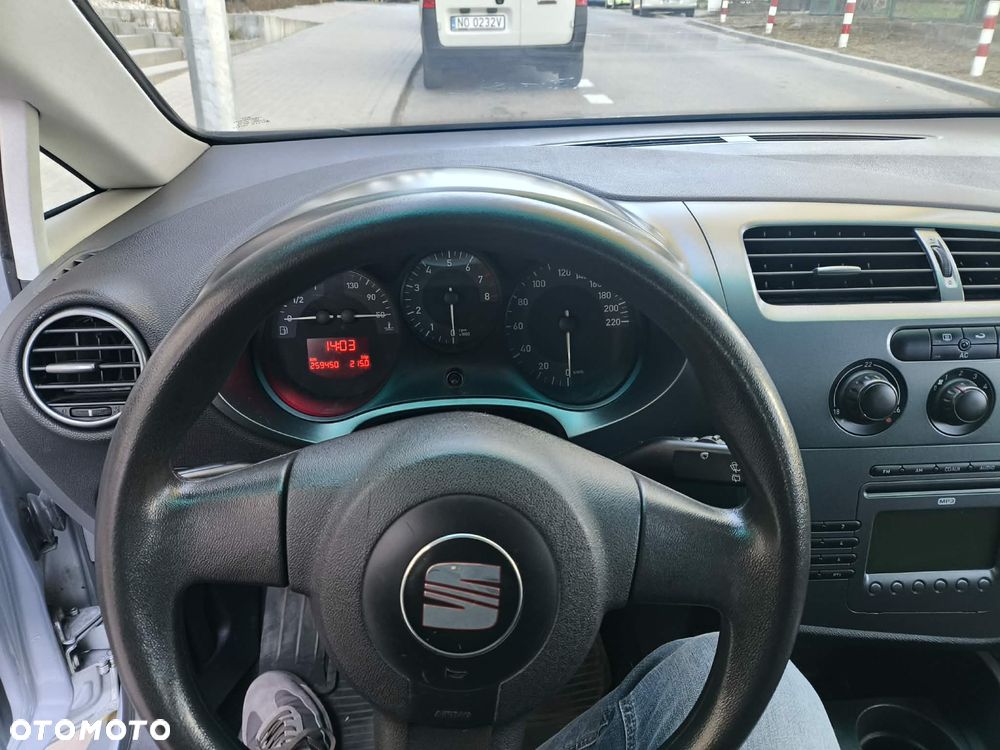 Seat Leon 1.6 Reference - 8