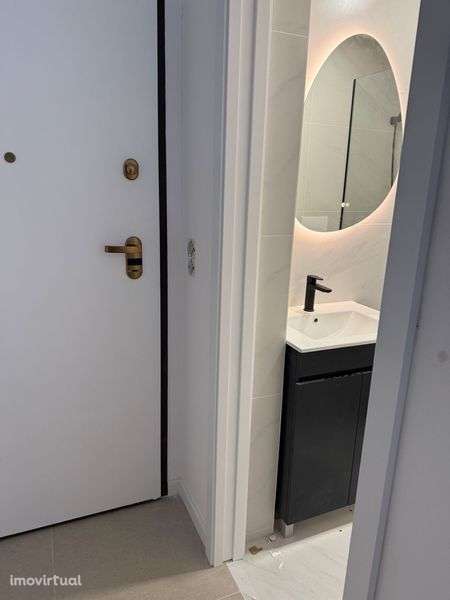 Vendo Escritorio - Aveiro centro - Grande imagem: 2/7