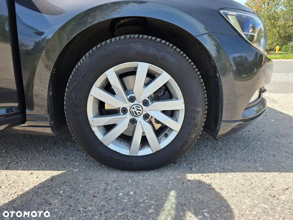Volkswagen Passat 2.0 TDI BMT Comfortline - 10