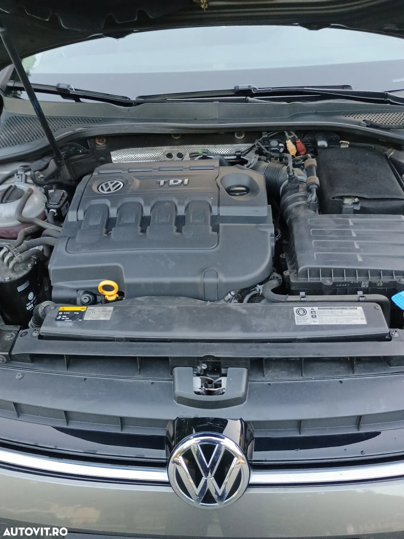 Volkswagen Golf 2.0 BlueTDI 4Motion Highline - 14