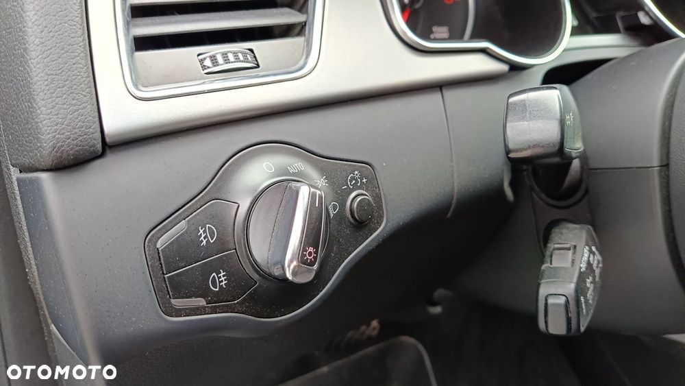 Audi A5 Coupé 3.0 TDI DPF quattro S tronic - 31