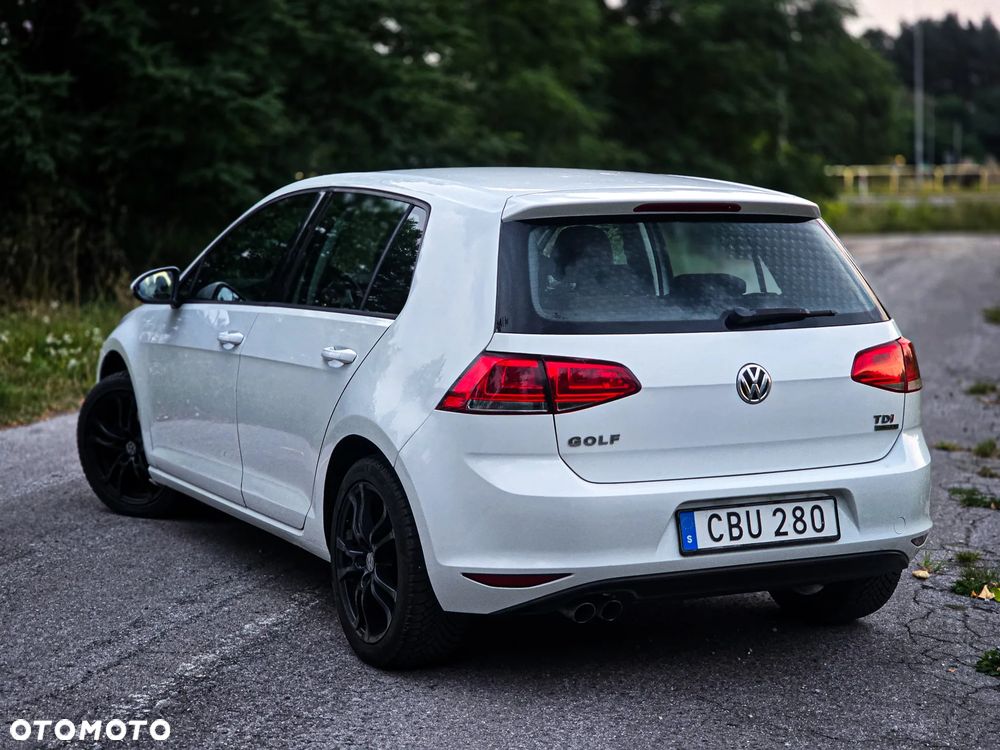 Volkswagen Golf - 17