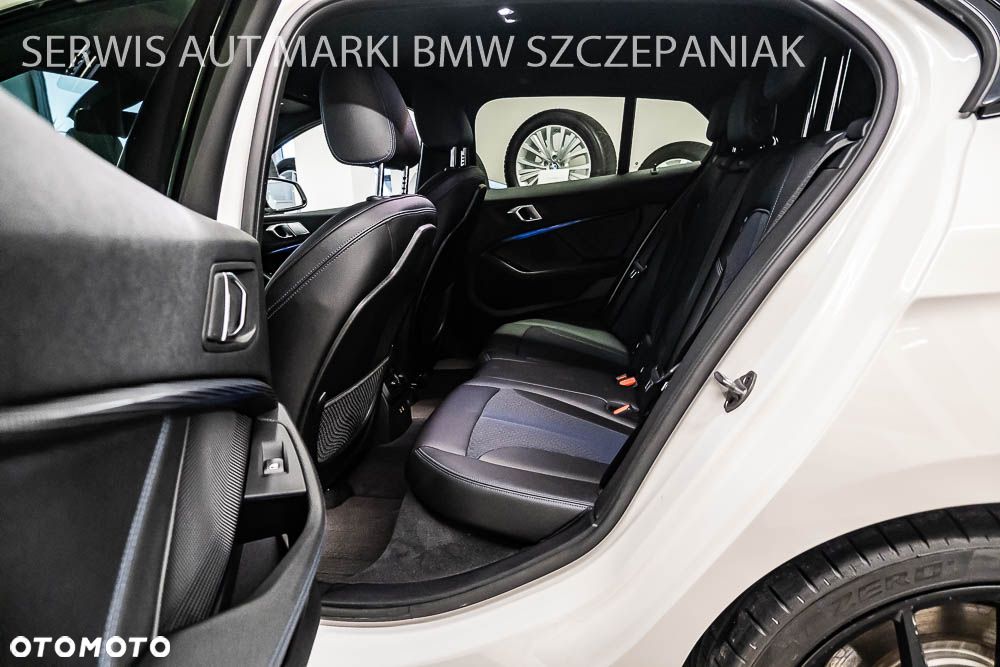 BMW Seria 1 M135i xDrive Edition Colorvision - 24