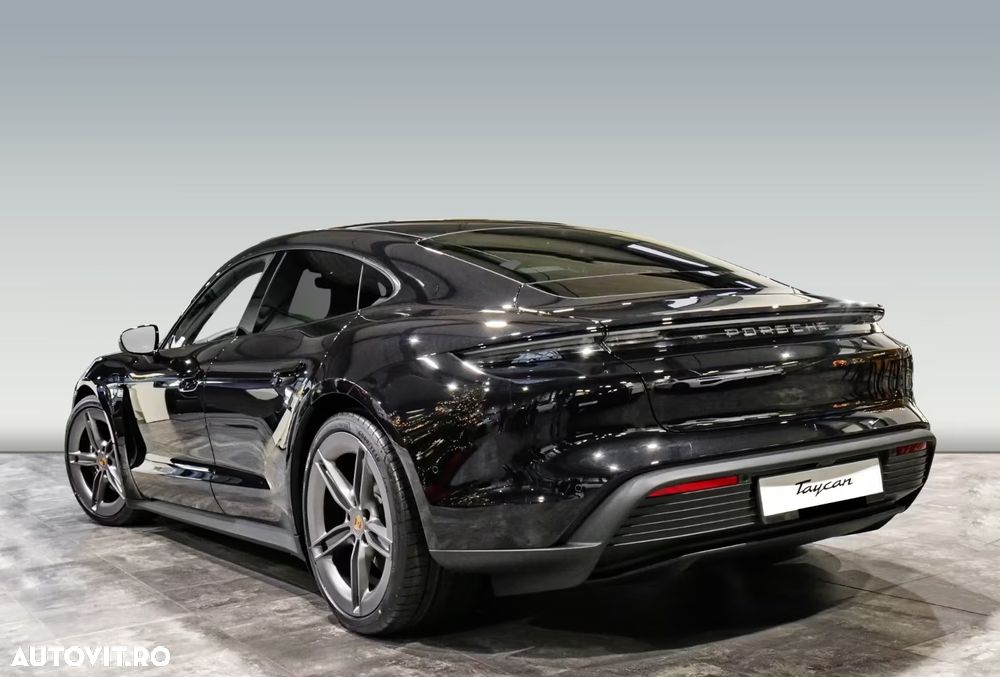 Porsche Taycan - 3