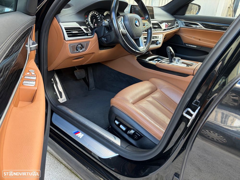 BMW 730 d Pack M Auto - 24