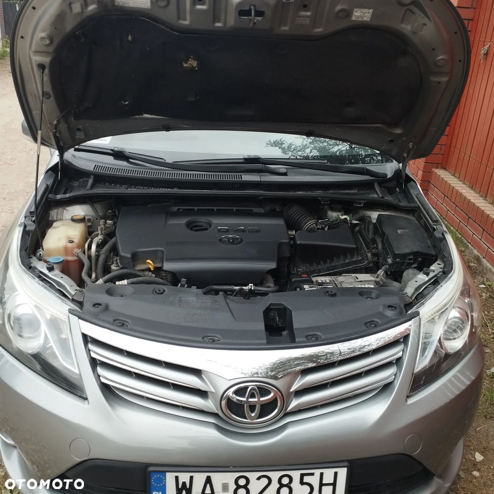 Toyota Avensis 2.0 D-4D Edition - 9