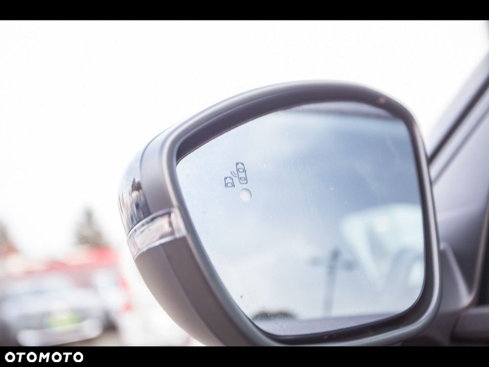 Peugeot 2008 1.2 PureTech Allure S&S EAT8 - 16