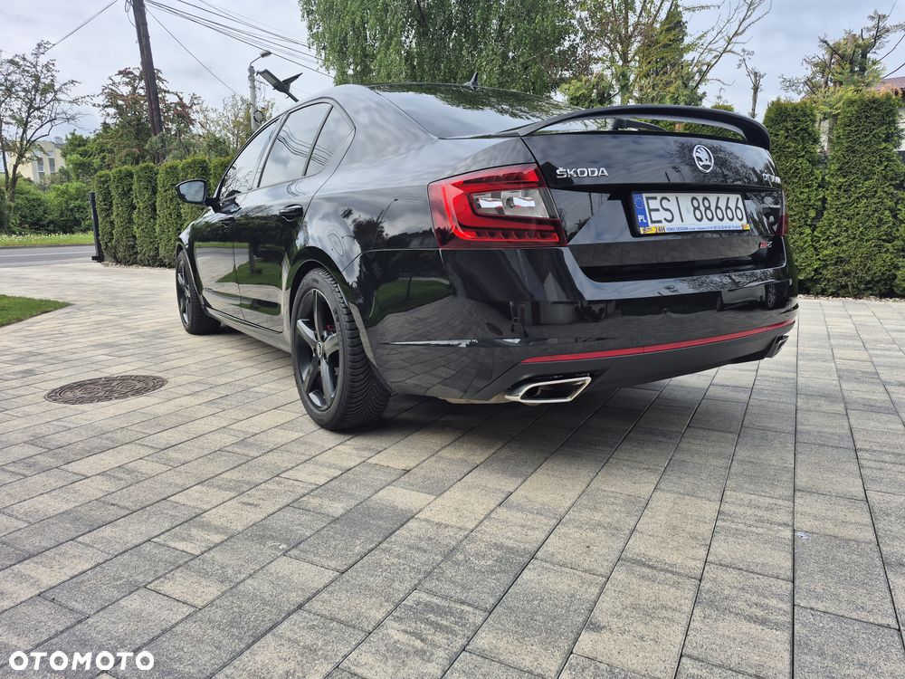 Skoda Octavia 2.0 TSI RS DSG - 9