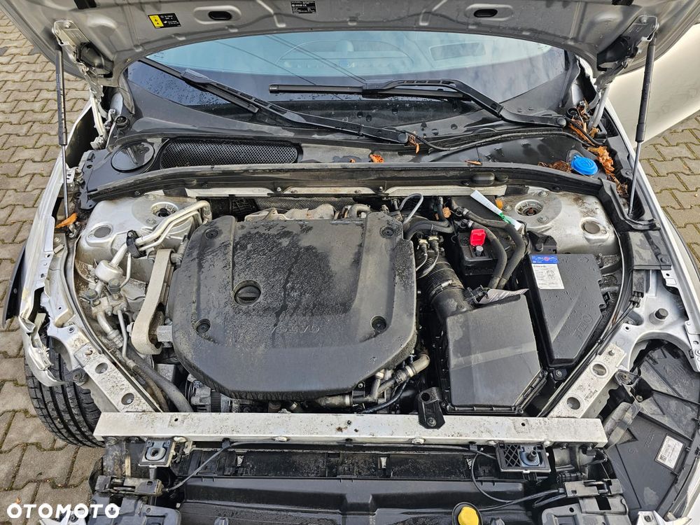 Volvo V90 Cross Country B6 B AWD Pro - 36