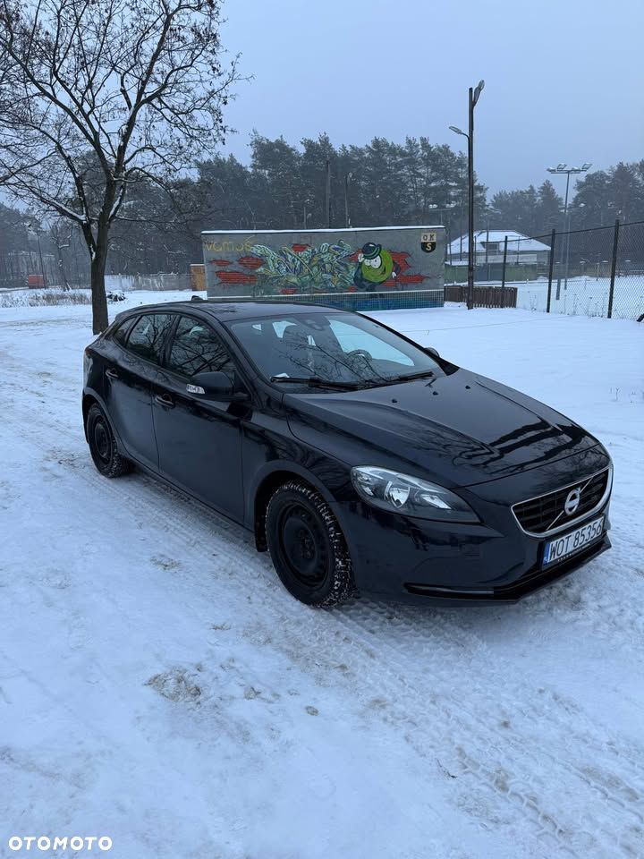 Volvo V40 D2 Momentum - 1