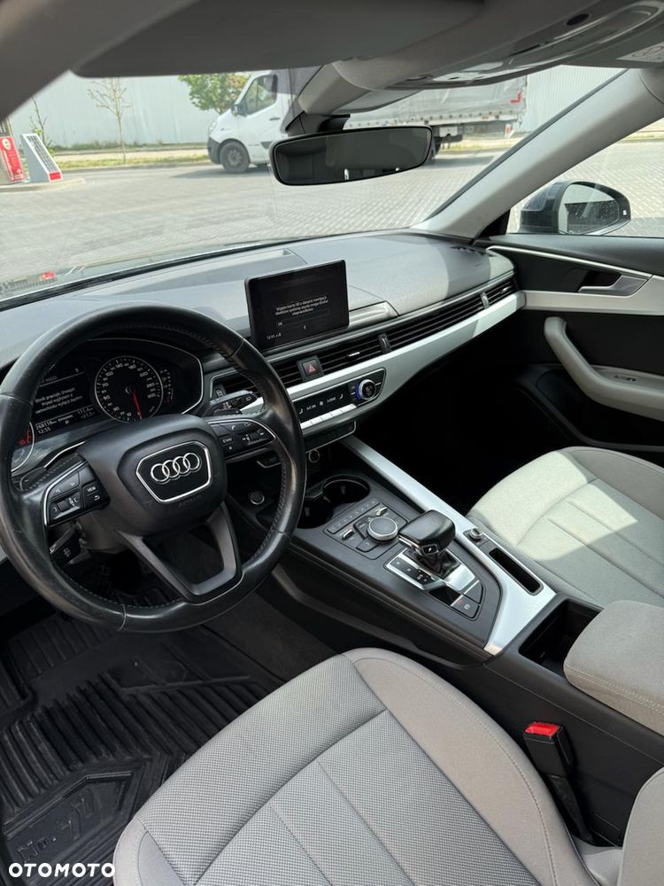 Audi A4 Avant 2.0 TDI S tronic - 14