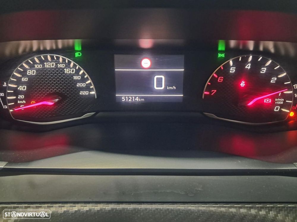 Peugeot 208 1.2 PureTech Active - 18