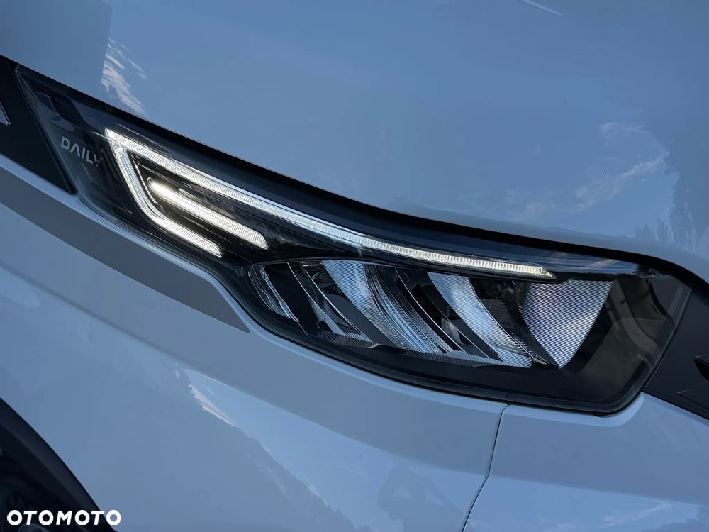 Iveco 35/50c180 Kontener 4.9m + Winda 750kg / Najbogatsze wyposażenie / Poduszki AIRPRO / Automatyczna skrzynia / Ledy / Nowe opony / Zarejestrowany FV23% - 38