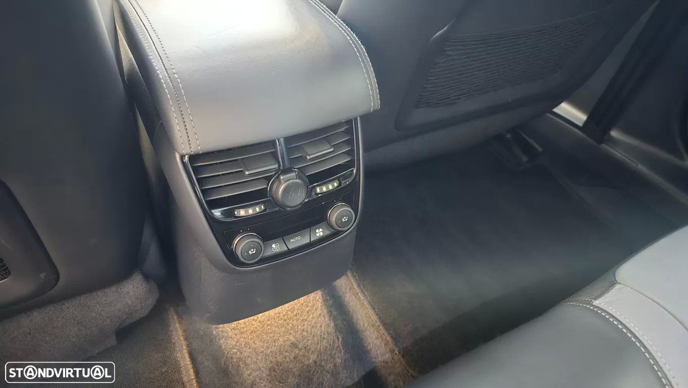 Peugeot 508 RXH 2.0 HDi Hybrid4 Limited Edition 2-Tronic - 41