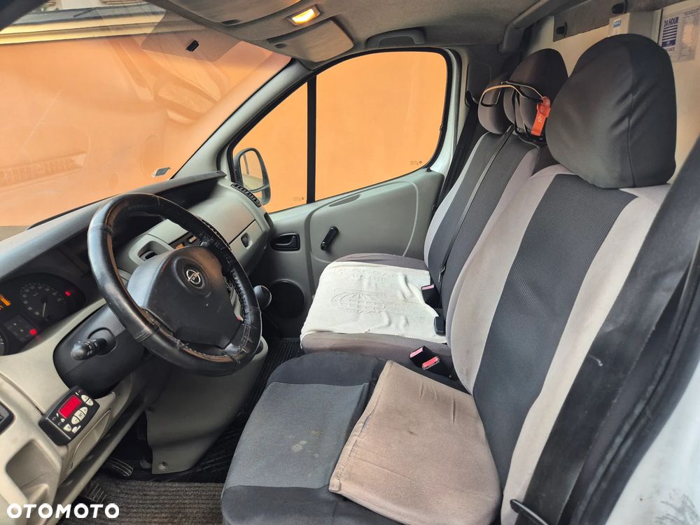 Opel VIVARO - 10