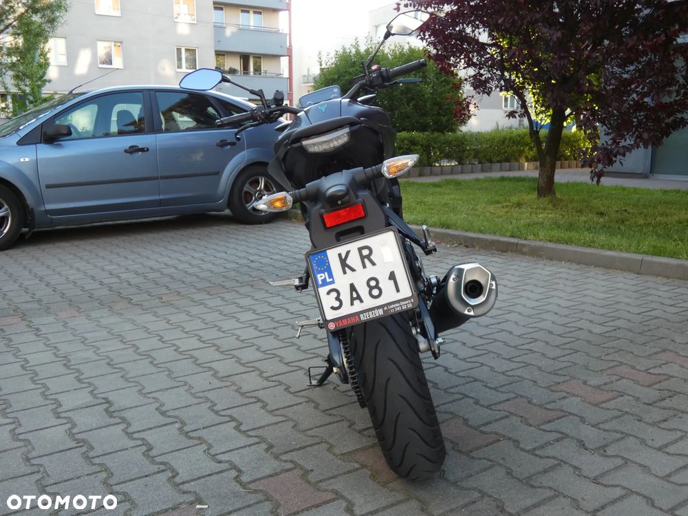Yamaha MT - 8