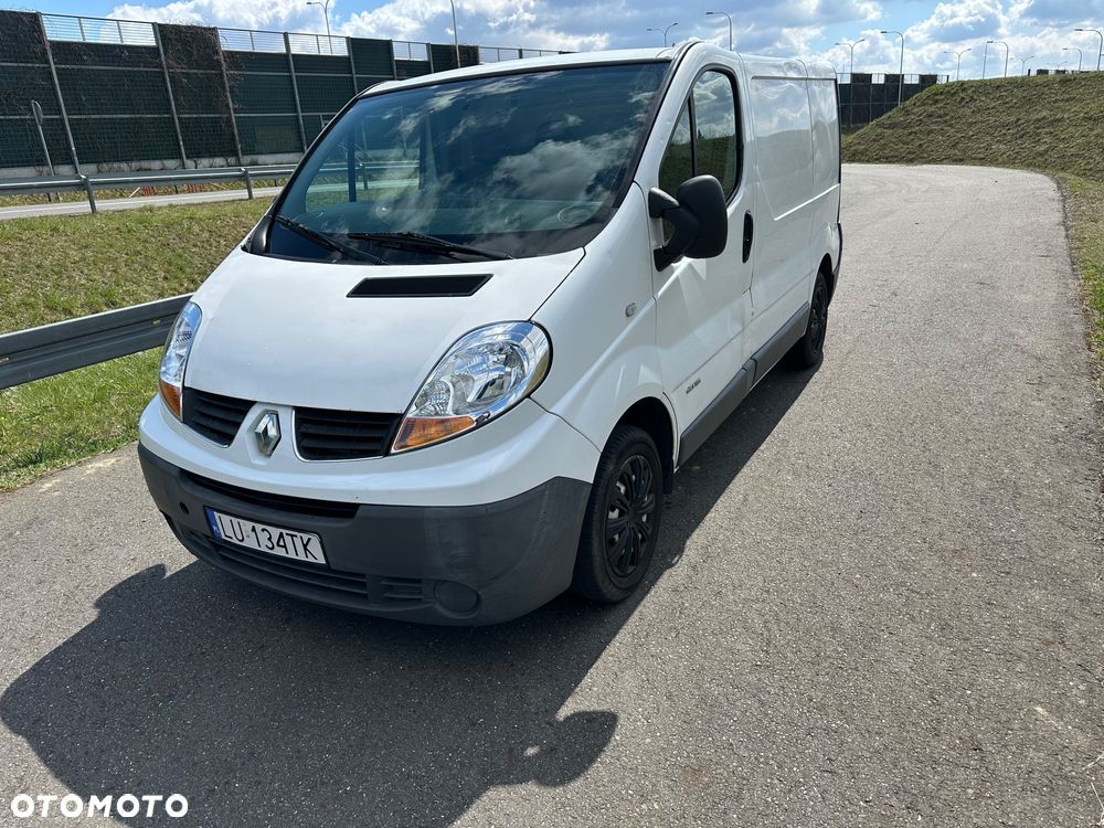Renault Trafic - 1