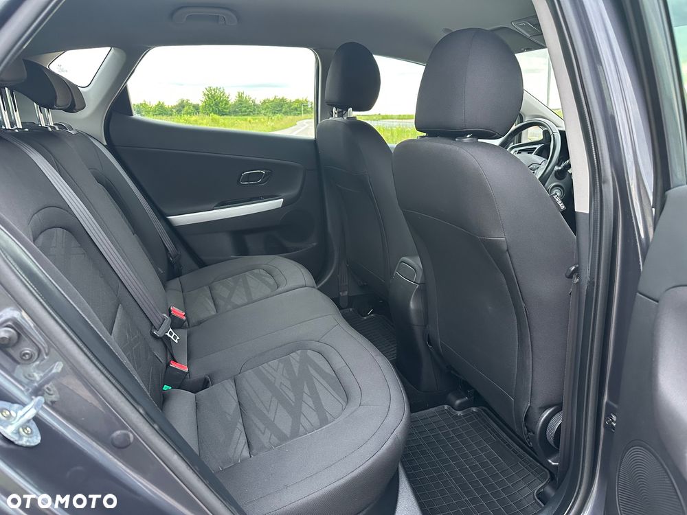 Kia Ceed 1.4 M - 11