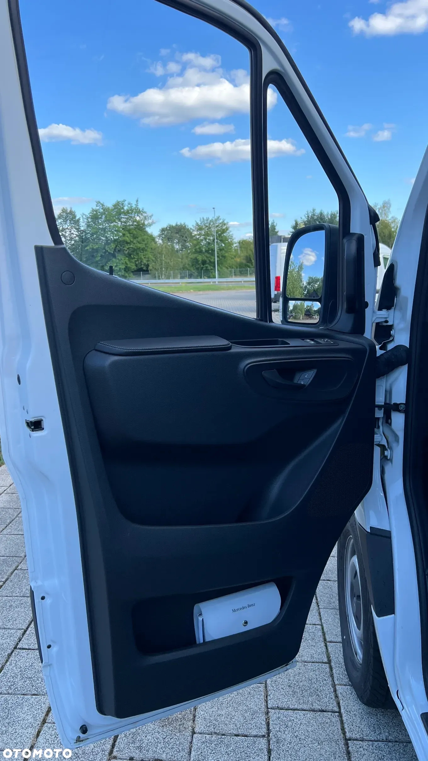 Mercedes-Benz SPRINTER 319 CDI - 9