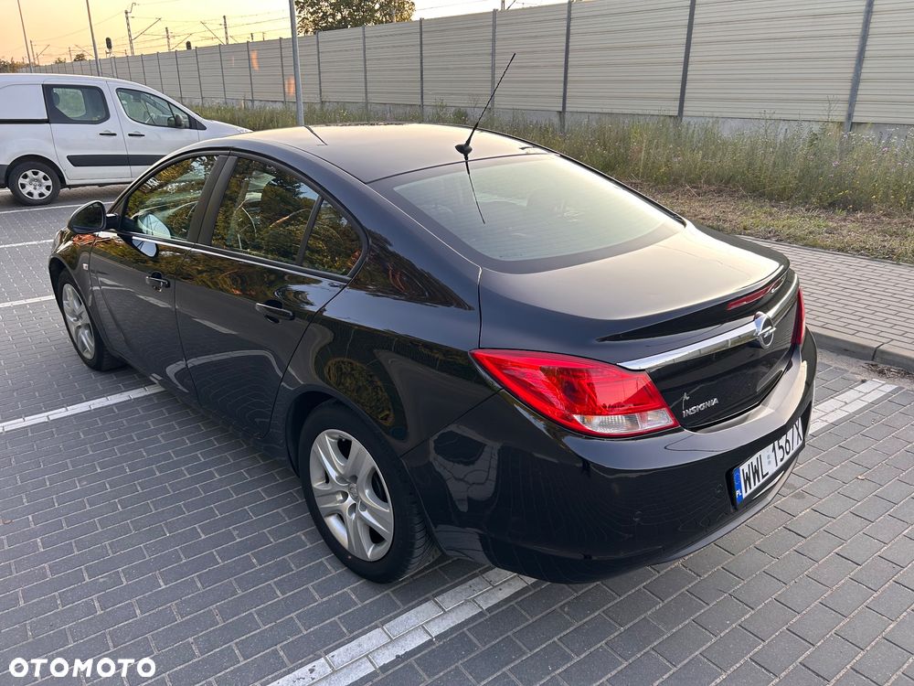 Opel Insignia 1.6 - 8