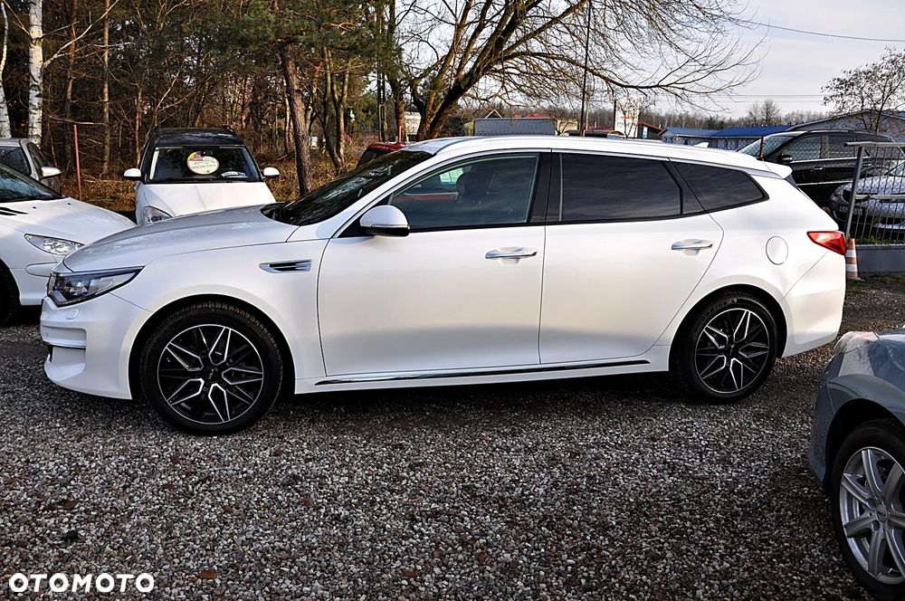 Kia Optima Sportagon 1.7 CRDI DCT Business Supreme - 11
