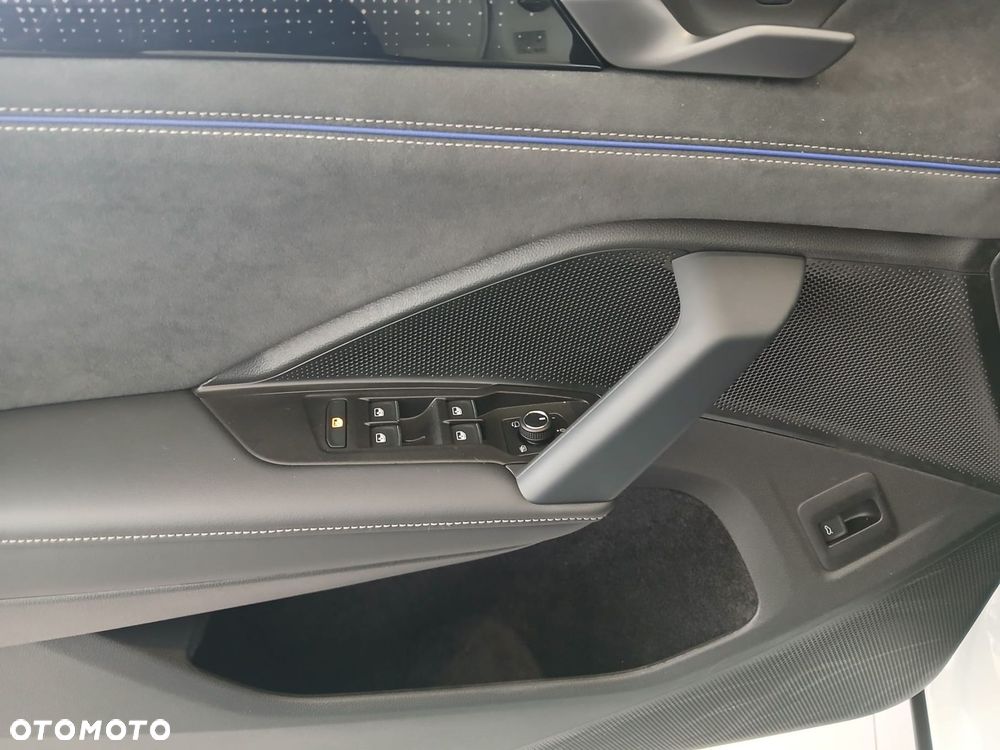 Volkswagen Tiguan - 23